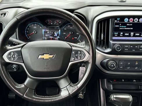 Used 2017 Chevrolet Colorado LT w/ LT Convenience Package image 14