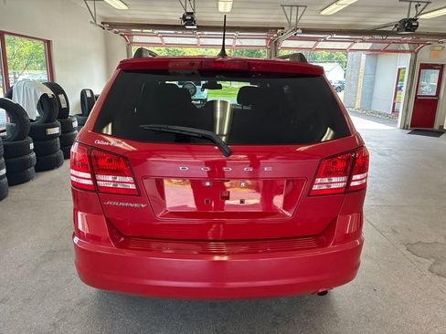 Used 2018 Dodge Journey SE FWD image 14