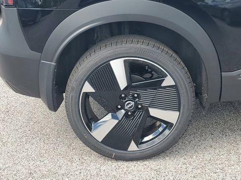 New 2026 Nissan Kicks SR image 5