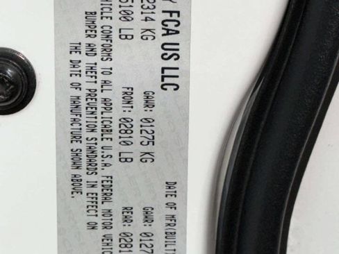 Used 2015 Chrysler 300 Limited image 16