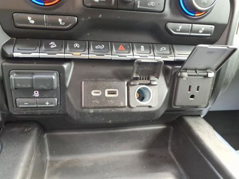 Used 2021 Chevrolet Silverado 1500 LT Trail Boss w/ Convenience Package II image 24