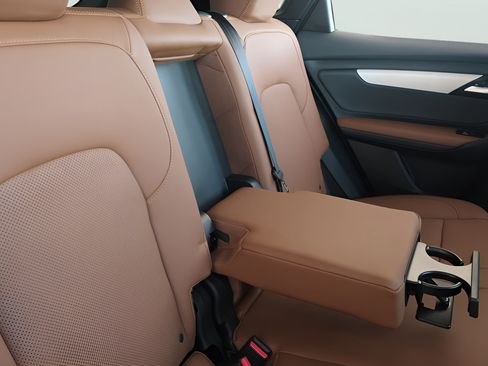 New 2025 VinFast VF 8 Plus AWD/4WD image 27