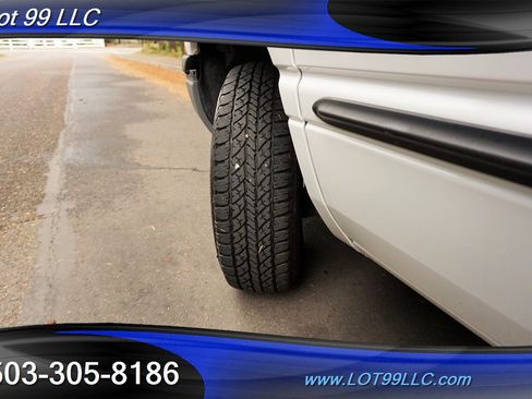 Used 2001 Dodge Ram 1500 Truck 2WD Quad Cab image 4