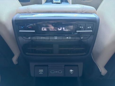 Used 2023 Acura MDX w/ Advance Package AWD/4WD image 15