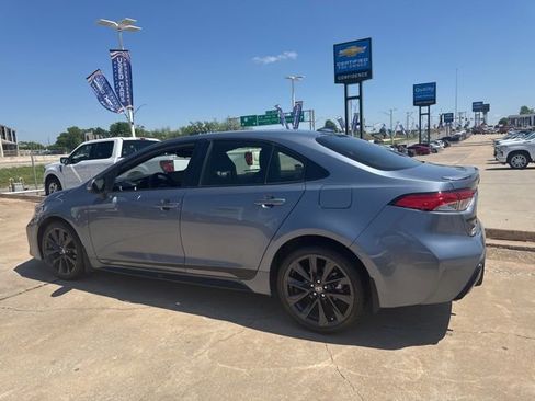 Used 2023 Toyota Corolla SE FWD image 12