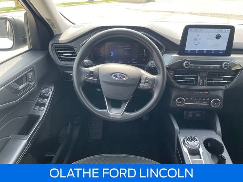 Certified 2025 Ford Escape Active AWD/4WD image 16