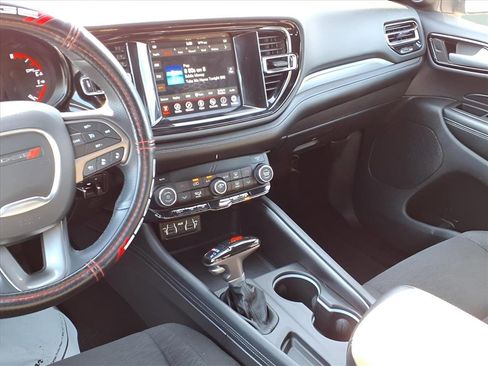 Used 2023 Dodge Durango SXT Launch Edition image 4