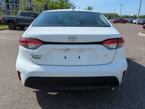Certified 2026 Toyota Corolla LE FWD image 5