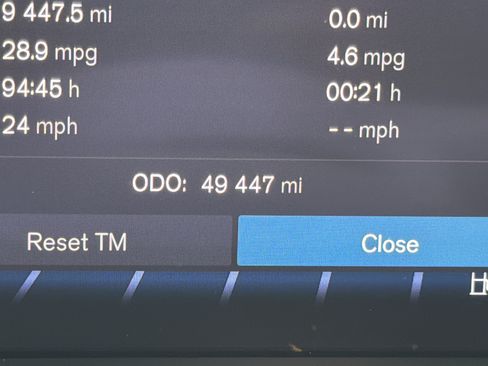 Used 2023 Volvo XC60 B5 Core w/ Climate Package FWD image 22