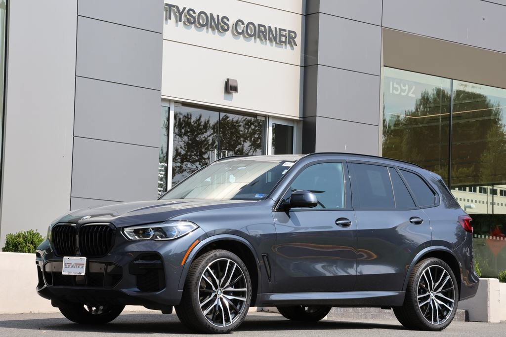 Used 2022 BMW X5 M50i w/ Executive Package AWD/4WD image 1