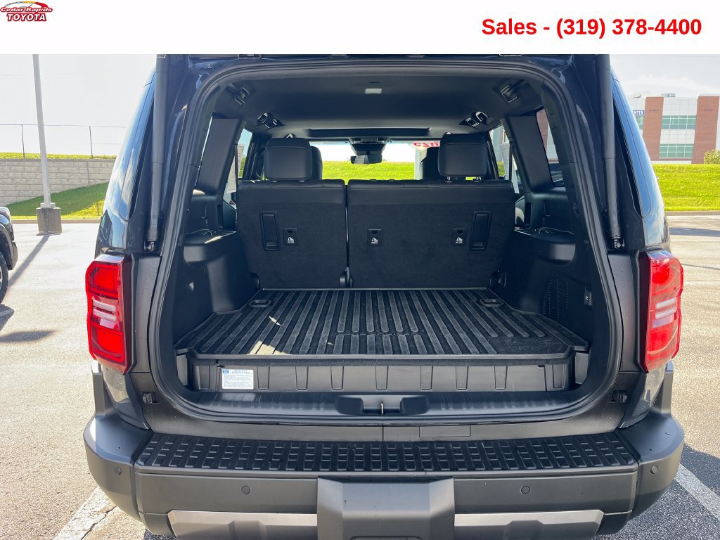 Used 2025 Toyota Land Cruiser w/ Premium Package AWD/4WD image 5