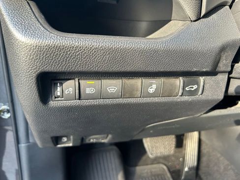Used 2023 Toyota RAV4 XSE w/ XSE Grade Weather Package AWD/4WD image 19