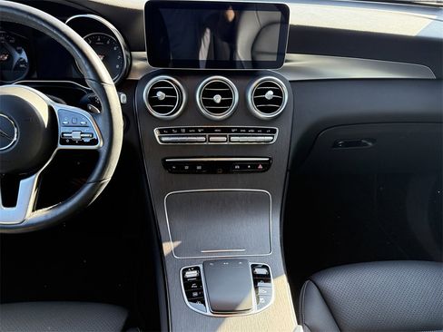 Certified 2022 Mercedes-Benz GLC 300 4MATIC image 15
