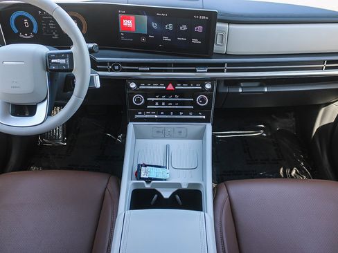 Used 2024 Hyundai Santa Fe SE image 13