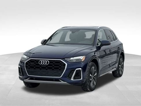 Certified 2023 Audi Q5 2.0T Premium Plus w/ Premium Plus Package image 3