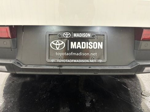 Used 2026 Hyundai Santa Fe SEL AWD/4WD image 57