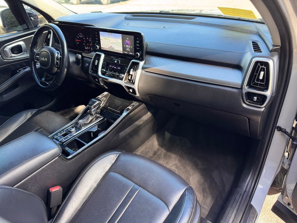 Used 2022 Kia Sorento SX AWD/4WD image 30