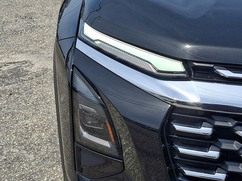 Used 2025 Chevrolet Equinox LT image 8