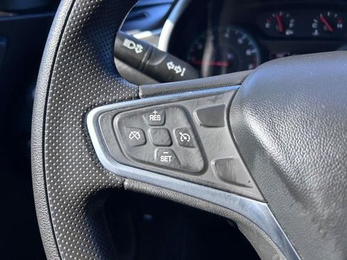 Used 2022 Chevrolet Malibu LT image 11