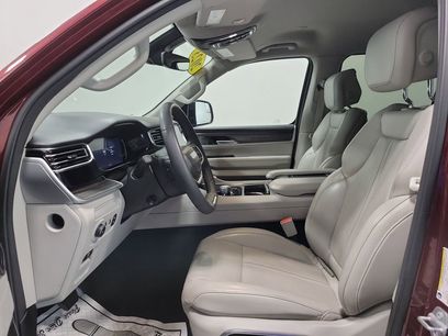 Used 2023 Jeep Wagoneer L Series II w/ Convenience Group I