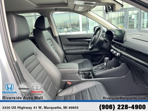 Used 2025 Honda CR-V EX-L image 26