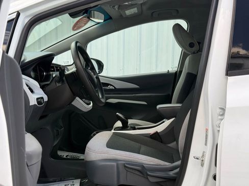 Used 2018 Chevrolet Bolt LT image 10