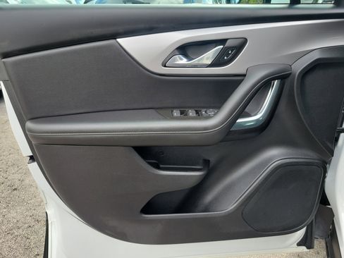 Used 2022 Chevrolet Blazer LT FWD image 23