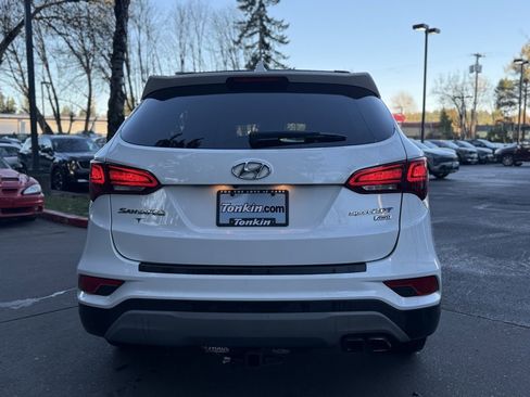 Used 2018 Hyundai Santa Fe Sport 2.0T w/ Cargo Package image 7