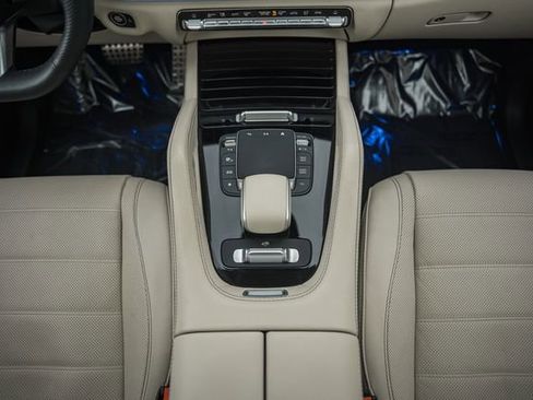Used 2024 Mercedes-Benz GLS 450 4MATIC image 29