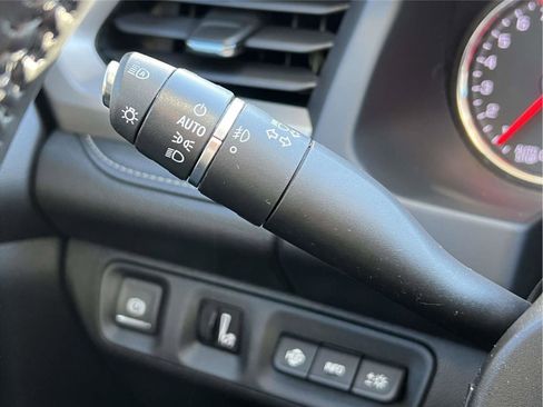 Used 2021 GMC Acadia Denali w/ Denali Ultimate Package image 25