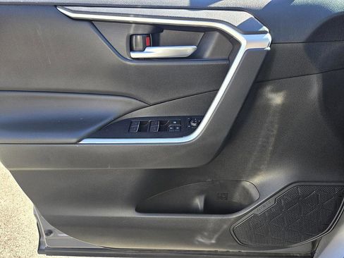 Used 2024 Toyota RAV4 XLE image 28
