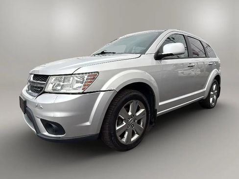 Used 2011 Dodge Journey Lux w/ Flexible Seating Group image 1