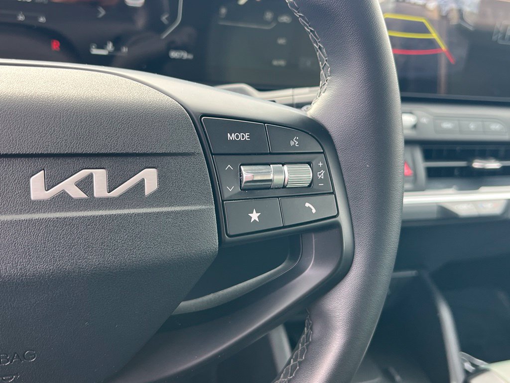 Certified 2025 Kia K4 EX FWD image 22