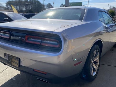 Used 2016 Dodge Challenger SXT image 16