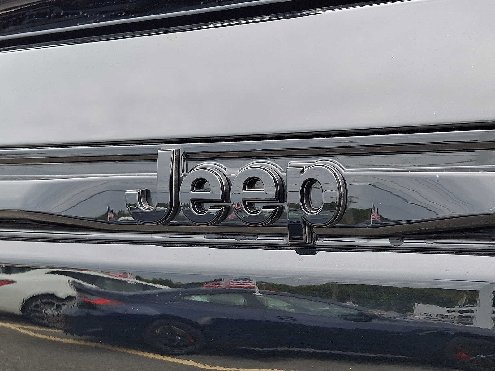 Used 2026 Jeep Grand Cherokee Limited AWD/4WD image 32