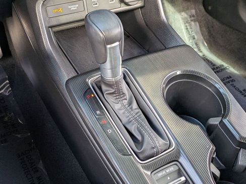 Used 2025 Honda Civic Sport image 18