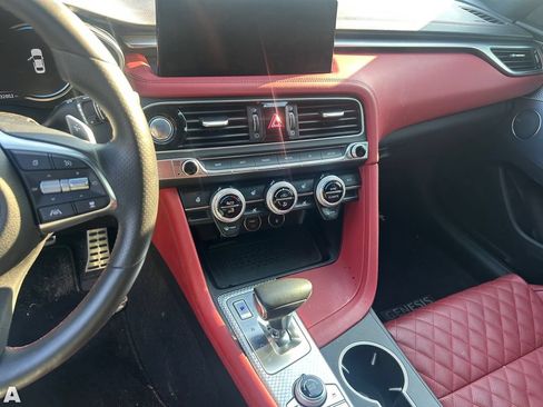 Used 2023 Genesis G70 3.3T w/ Sport Prestige Package RWD image 7