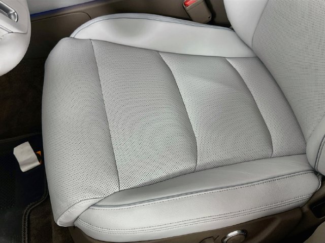 New 2026 Genesis GV70 2.5T Advanced AWD/4WD image 21
