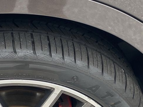 Used 2022 Maserati Levante GT image 14