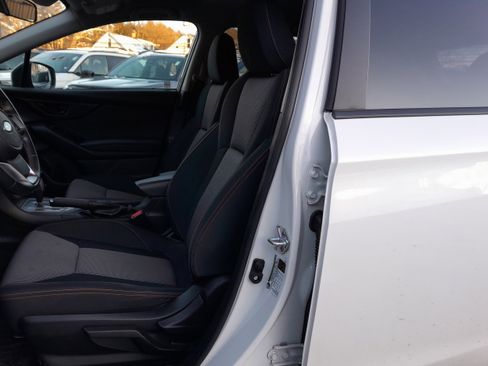 Used 2023 Subaru Crosstrek 2.0i Premium image 12