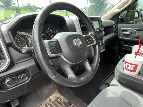 Used 2019 RAM 2500 Big Horn AWD/4WD image 24