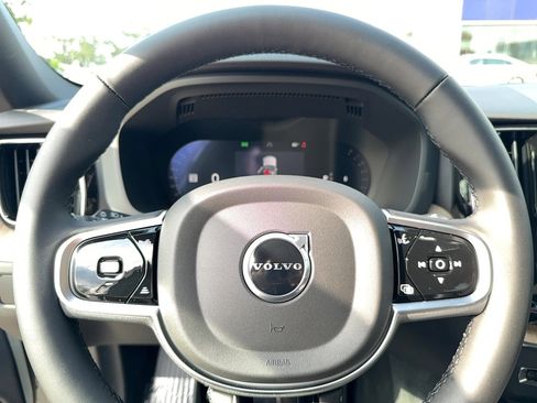 Used 2026 Volvo XC60 B5 Core w/ Protection Package Premier image 20