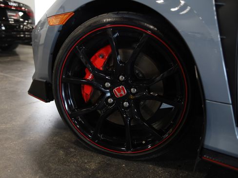 Used 2021 Honda Civic Type R image 13