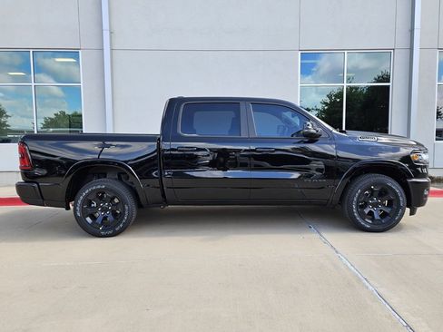 New 2026 RAM 1500 2WD Crew Cab image 2