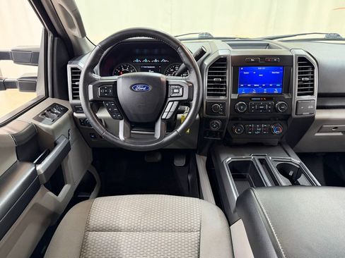 Used 2020 Ford F150 XLT w/ Equipment Group 302A Luxury AWD/4WD image 27