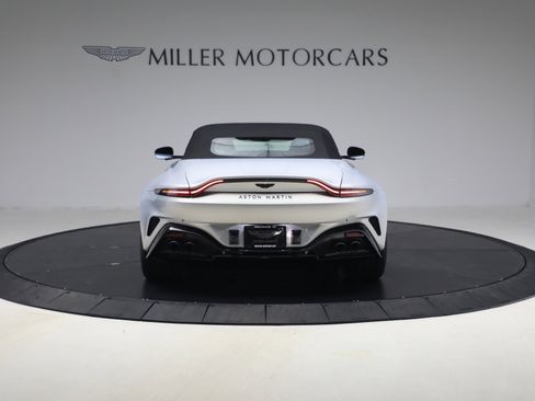 New 2026 Aston Martin V8 Vantage Roadster RWD image 18