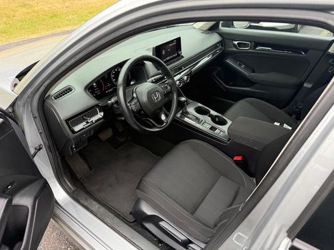Used 2023 Honda Civic EX image 7