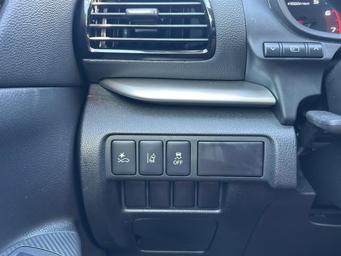 Used 2024 Mitsubishi Eclipse Cross LE image 38