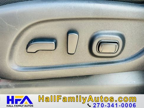 Used 2016 Nissan Titan XD AWD/4WD image 22