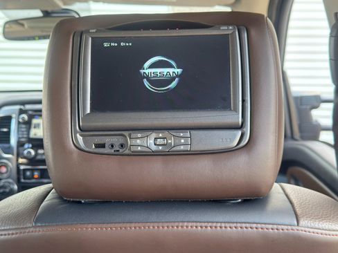 Used 2017 Nissan Titan Platinum Reserve AWD/4WD image 34